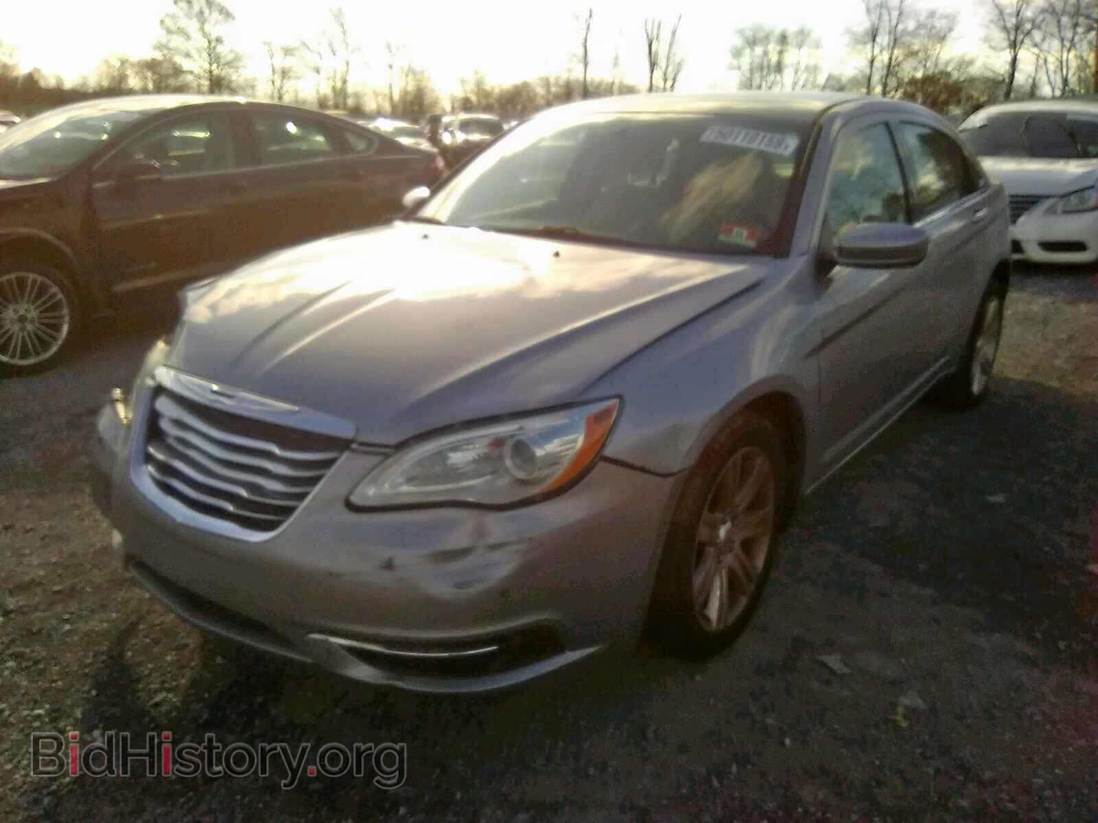 2013 CHRYSLER 200 - VIN: 1C3CCBAB7DN705147 - Photo 2