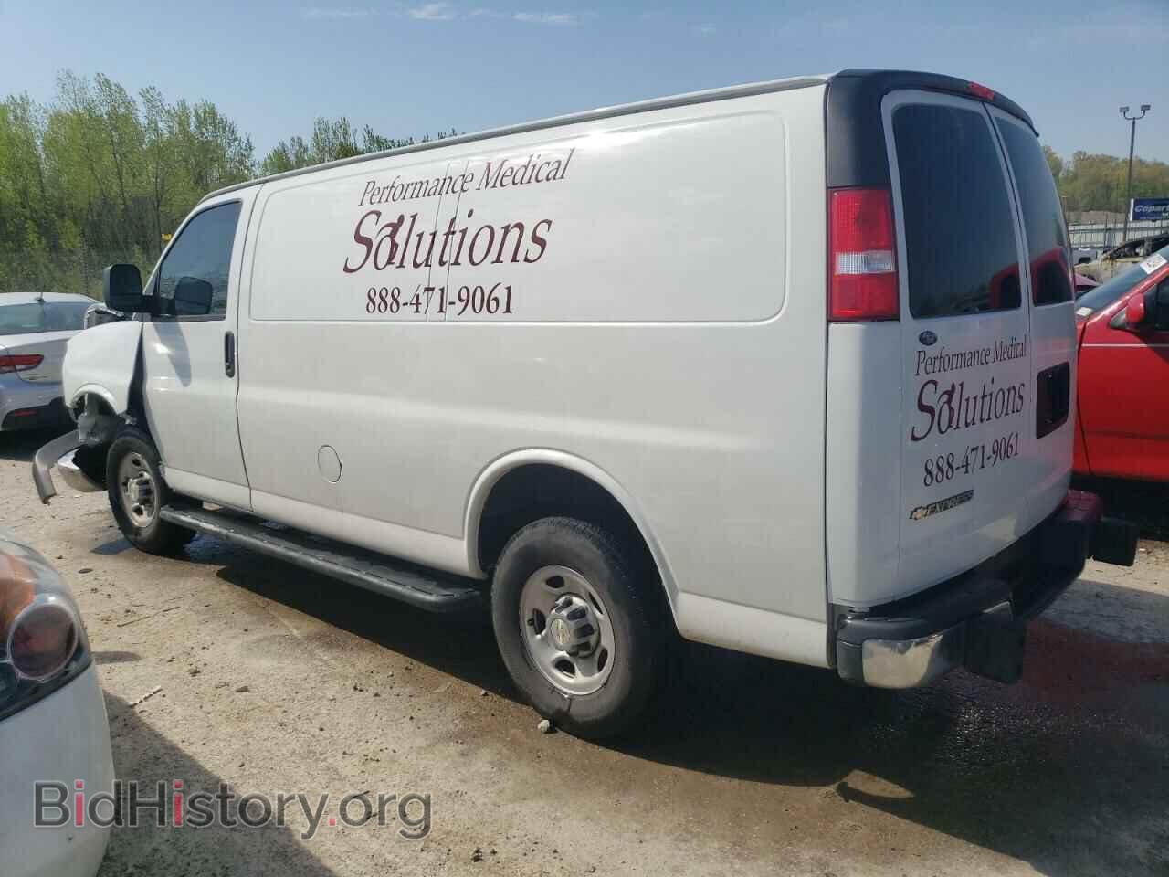 2021 CHEVROLET EXPRESS - VIN: 1GCWGAFP9M1187660 - Фото 2