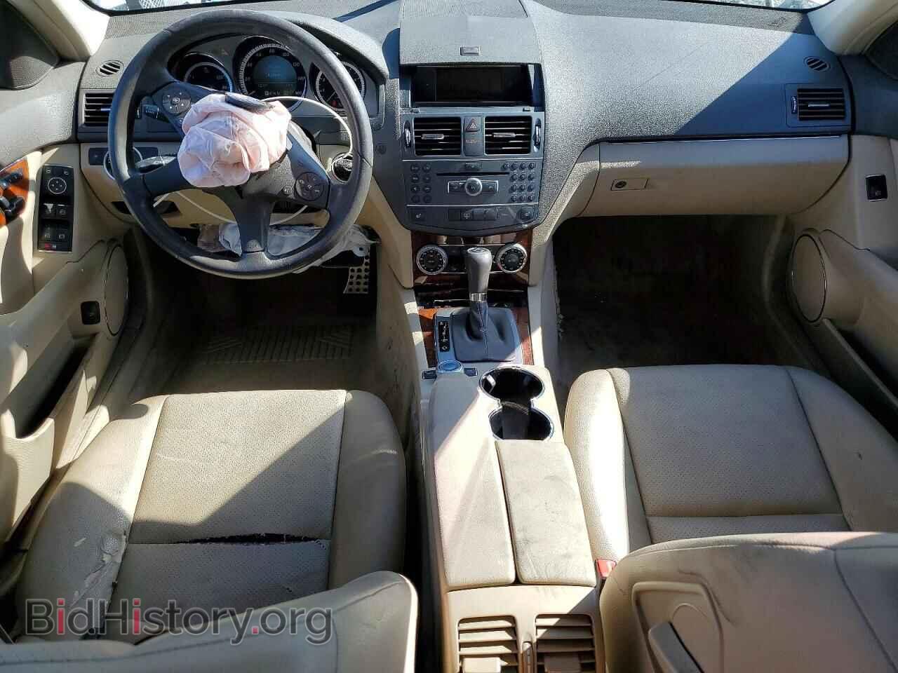 2011 MERCEDES-BENZ C-CLASS - VIN: WDDGF5EBXBF645071 - Фото 8