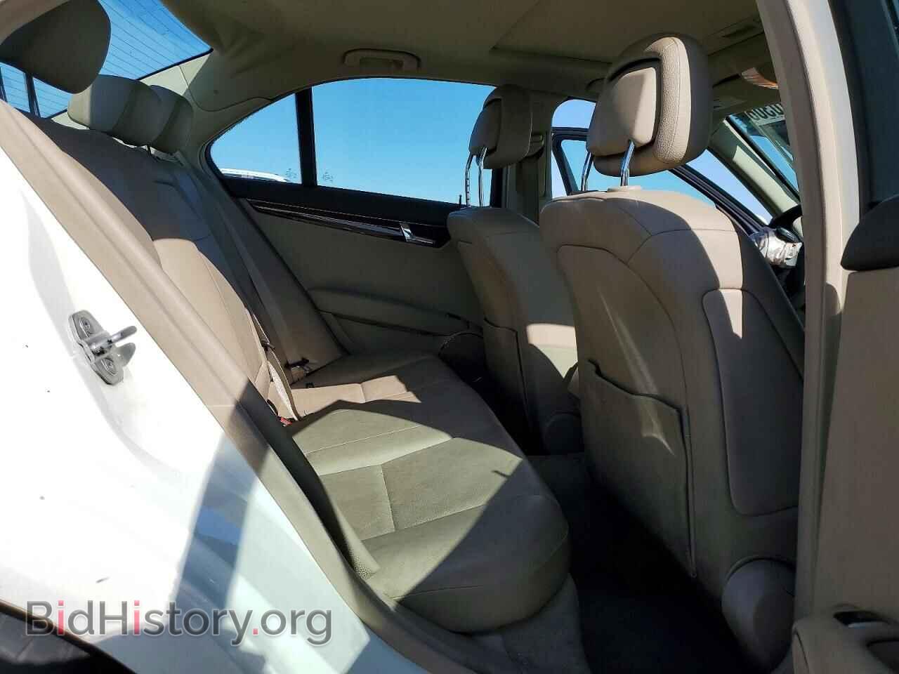 2011 MERCEDES-BENZ C-CLASS - VIN: WDDGF5EBXBF645071 - Фото 10