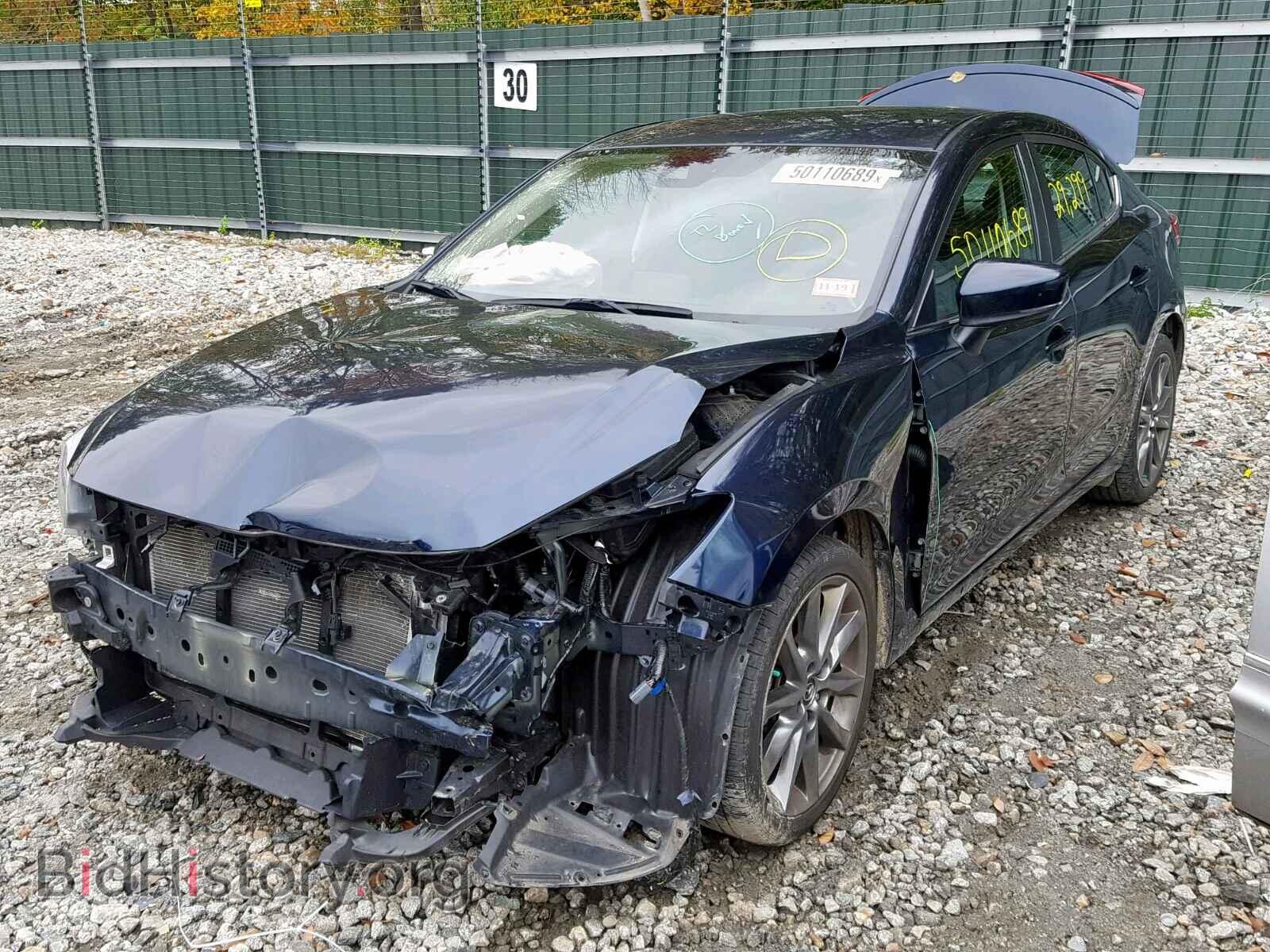 2018 MAZDA 3 - VIN: 3MZBN1V36JM171902 - Фото 2