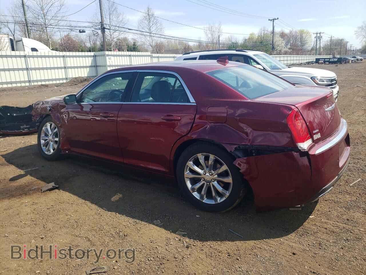 2018 CHRYSLER 300 - VIN: 2C3CCARG6JH314277 - Фото 2