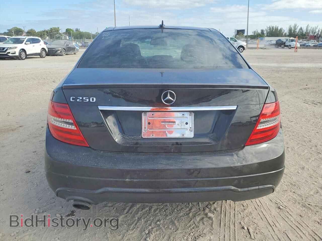 2012 MERCEDES-BENZ C-CLASS - VIN: WDDGF4HB0CA613119 - Фото 6