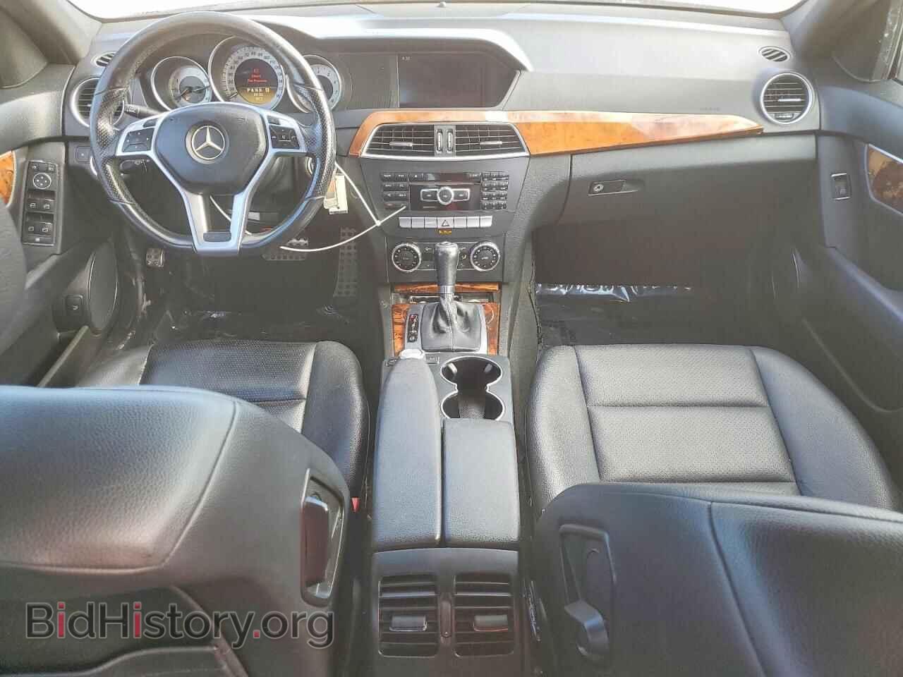 2012 MERCEDES-BENZ C-CLASS - VIN: WDDGF4HB0CA613119 - Фото 8