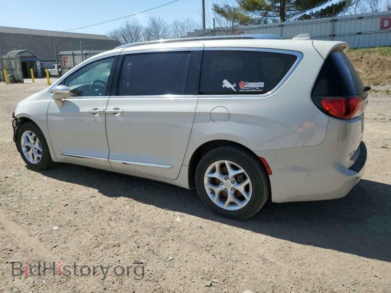 2020 Chrysler PACIFICA (VIN 2C4RC1GG5LR118708) — photo 2 of 14