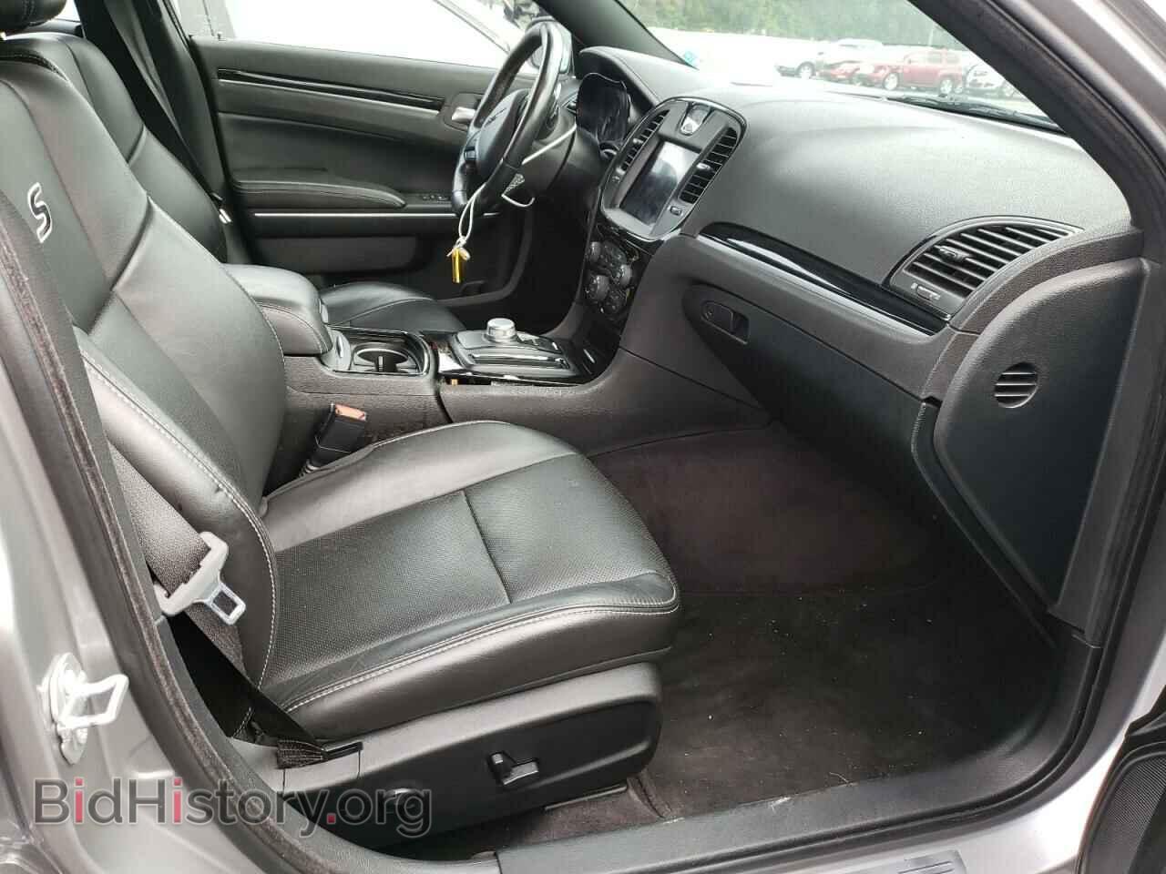 2018 CHRYSLER 300 - VIN: 2C3CCABG8JH262144 - Фото 5