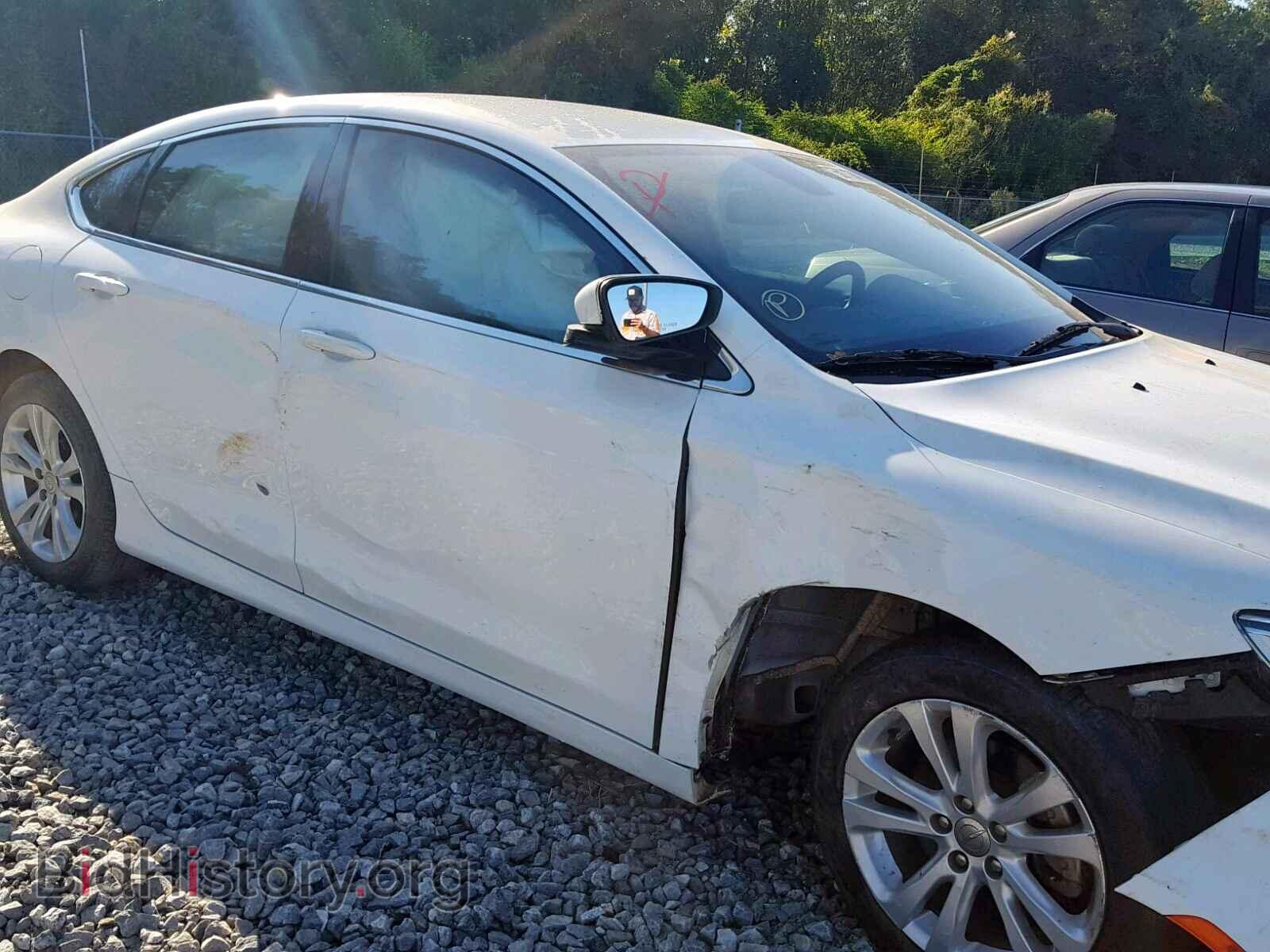 2015 CHRYSLER 200 - VIN: 1C3CCCAB7FN641281 - Фото 9