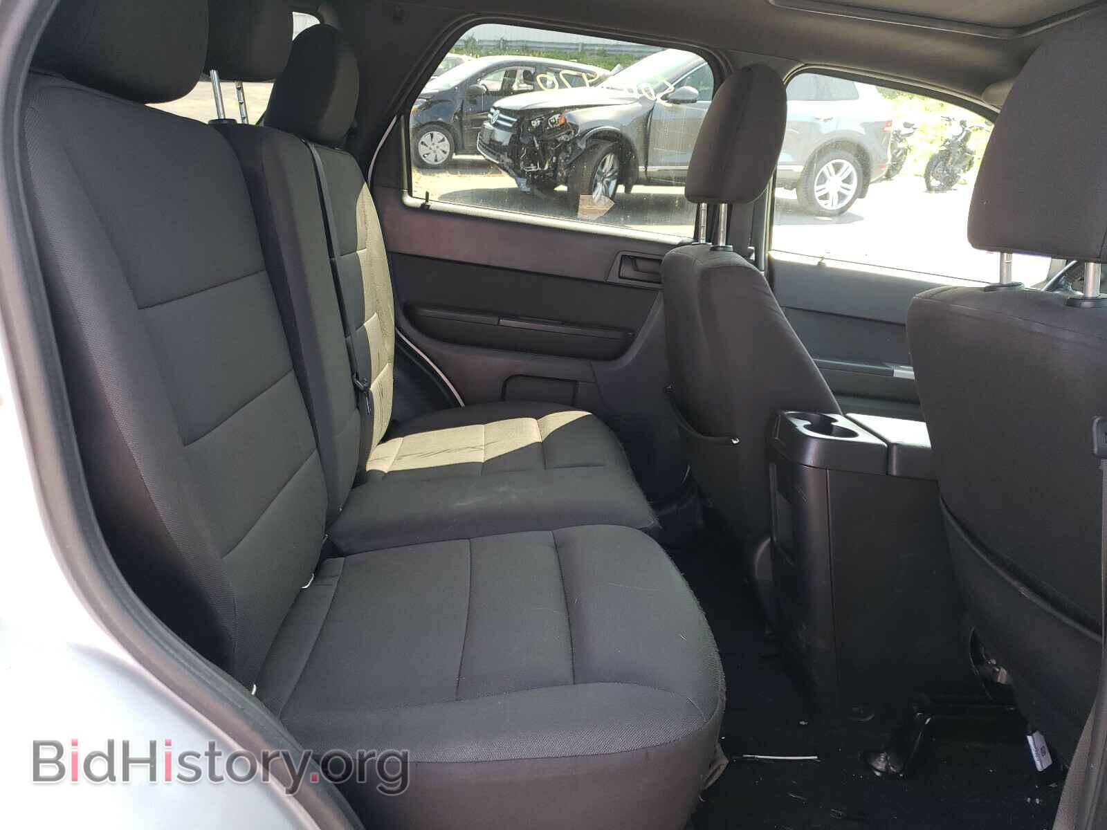 2011 FORD ESCAPE - VIN: 1FMCU9DG2BKB03937 - Фото 6