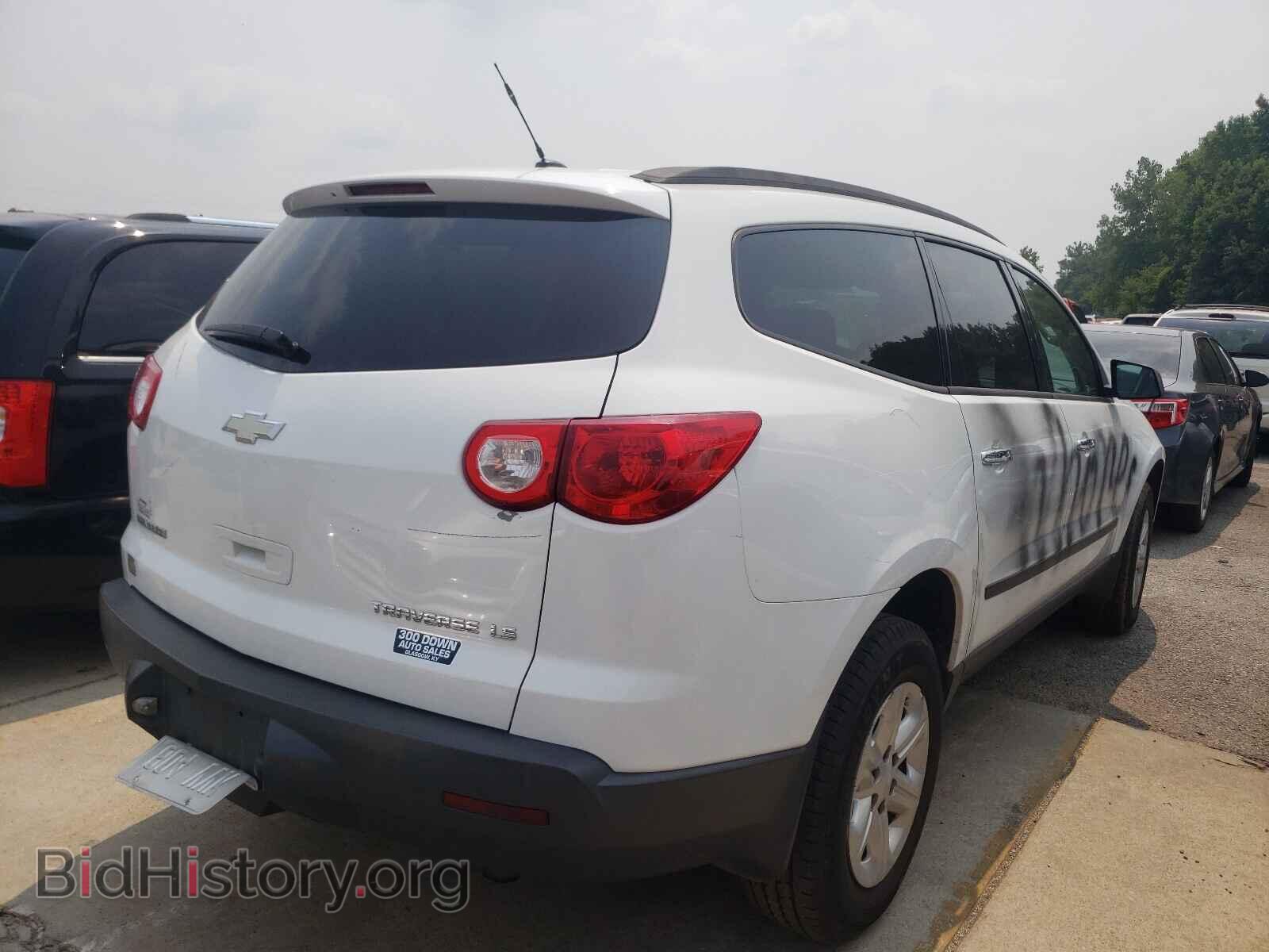 2009 CHEVROLET TRAVERSE - VIN: 1GNER13D99S100638 - Фото 4