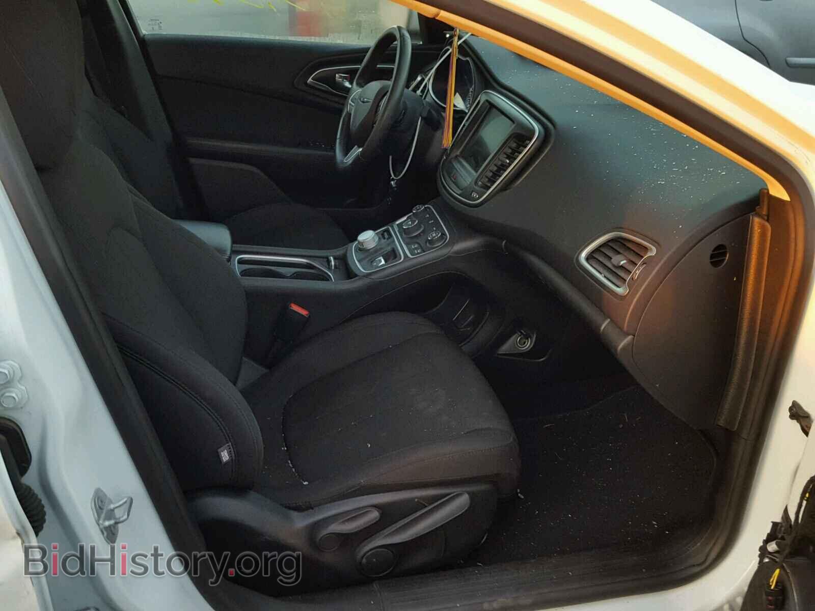 2016 CHRYSLER 200 - VIN: 1C3CCCAB1GN169631 - Photo 5