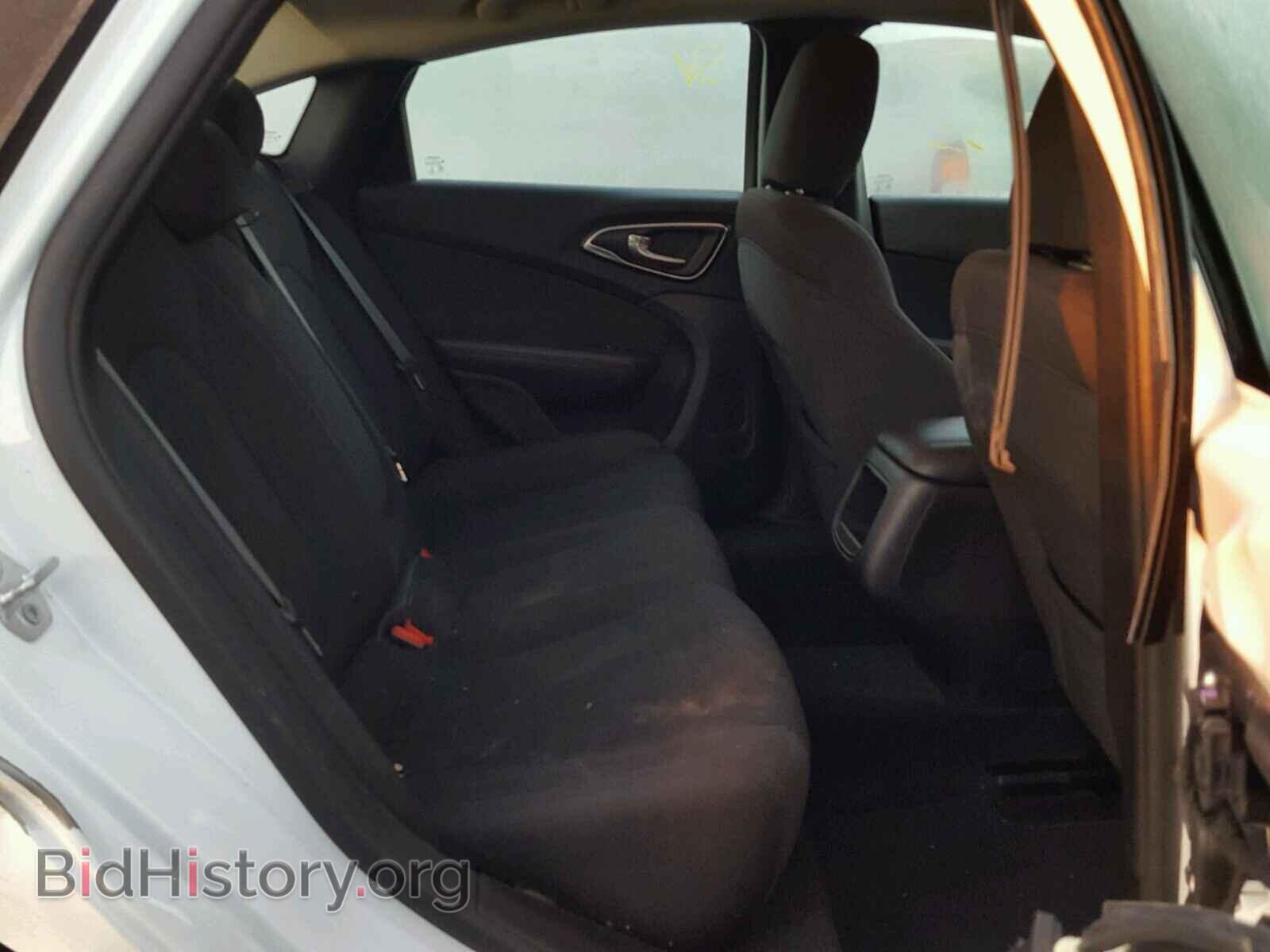 2016 CHRYSLER 200 - VIN: 1C3CCCAB1GN169631 - Photo 6