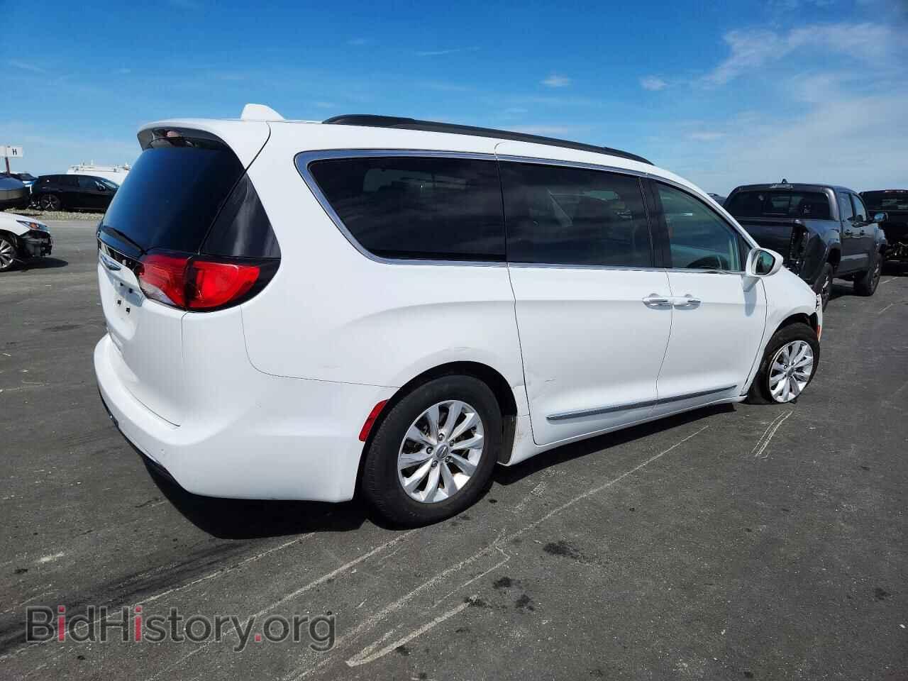 2017 CHRYSLER PACIFICA - VIN: 2C4RC1BG5HR505709 - Фото 3