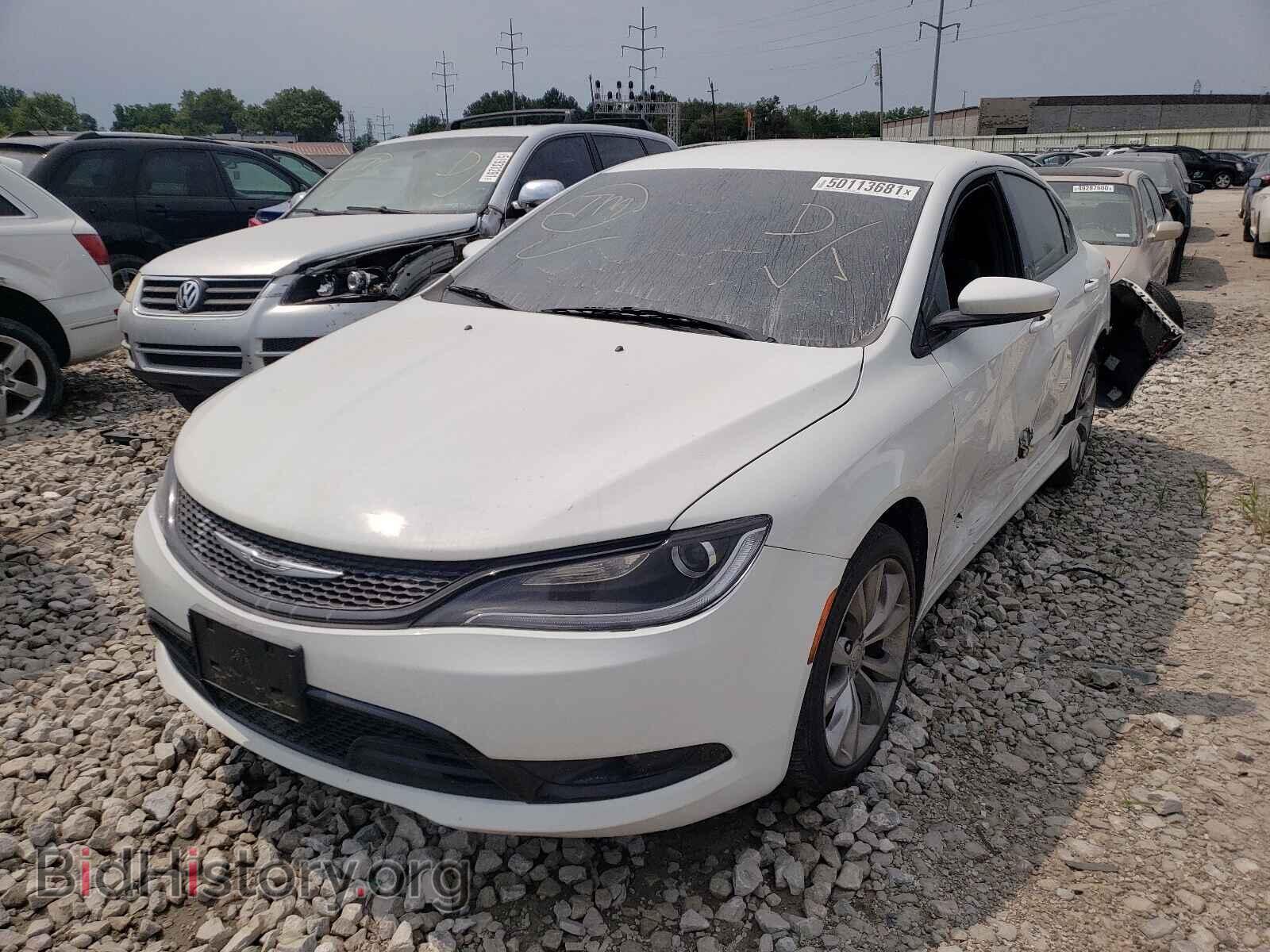 2016 CHRYSLER 200 - VIN: 1C3CCCBB2GN112840 - Фото 2