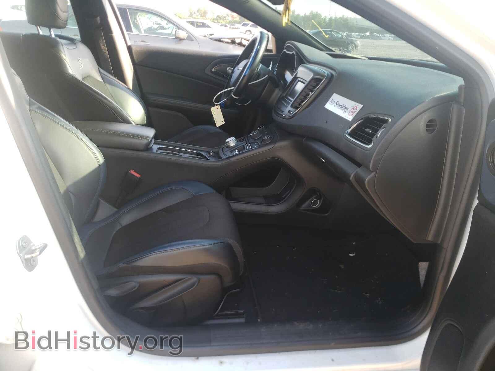 2016 CHRYSLER 200 - VIN: 1C3CCCBB2GN112840 - Фото 5