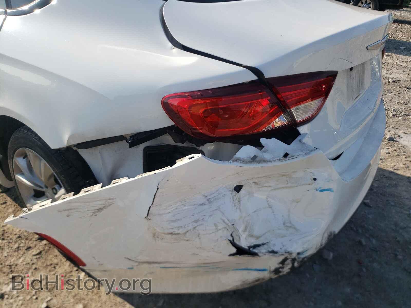2016 CHRYSLER 200 - VIN: 1C3CCCBB2GN112840 - Фото 9