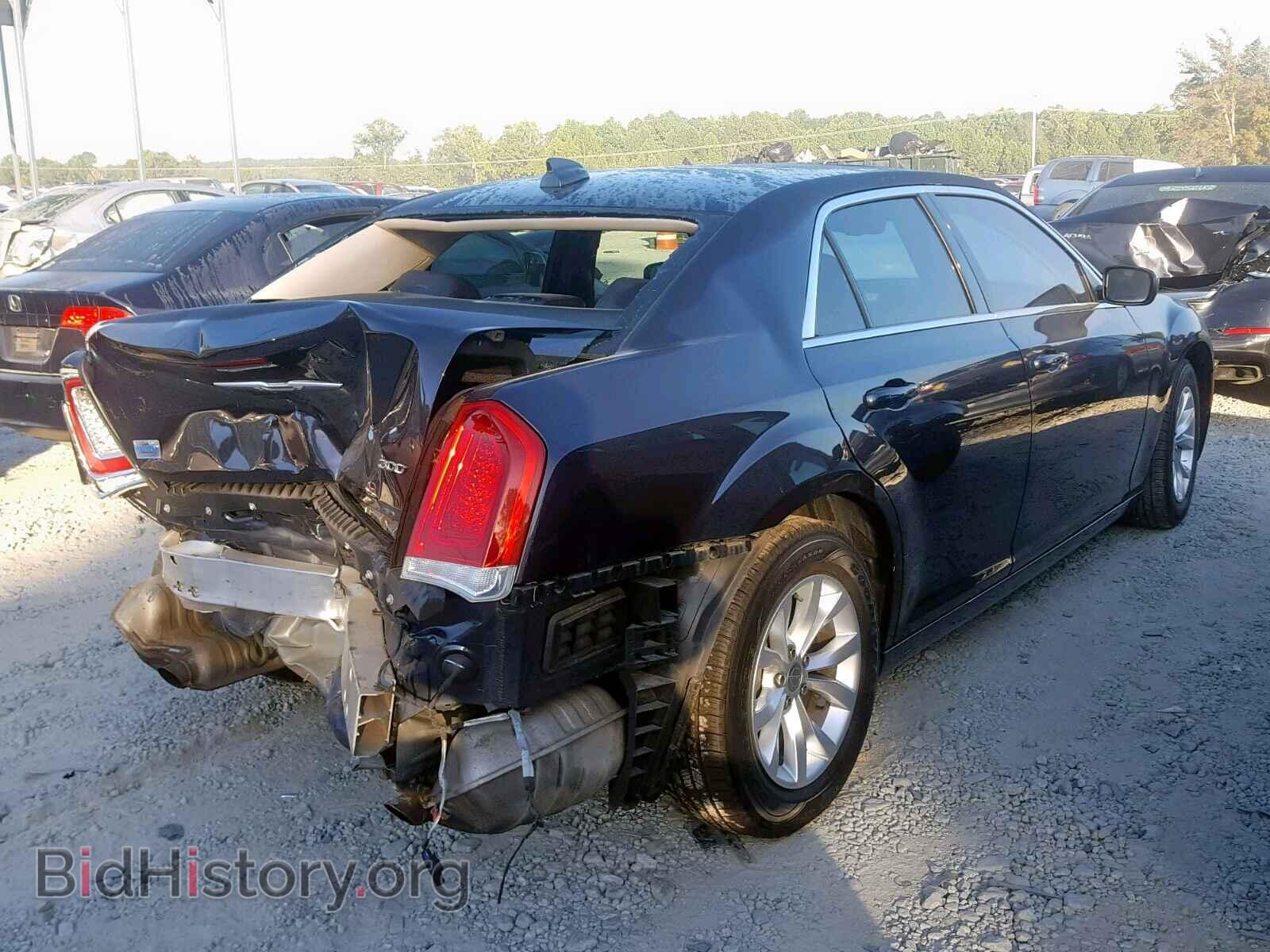 2015 CHRYSLER 300 - VIN: 2C3CCAAG0FH755695 - Фото 4