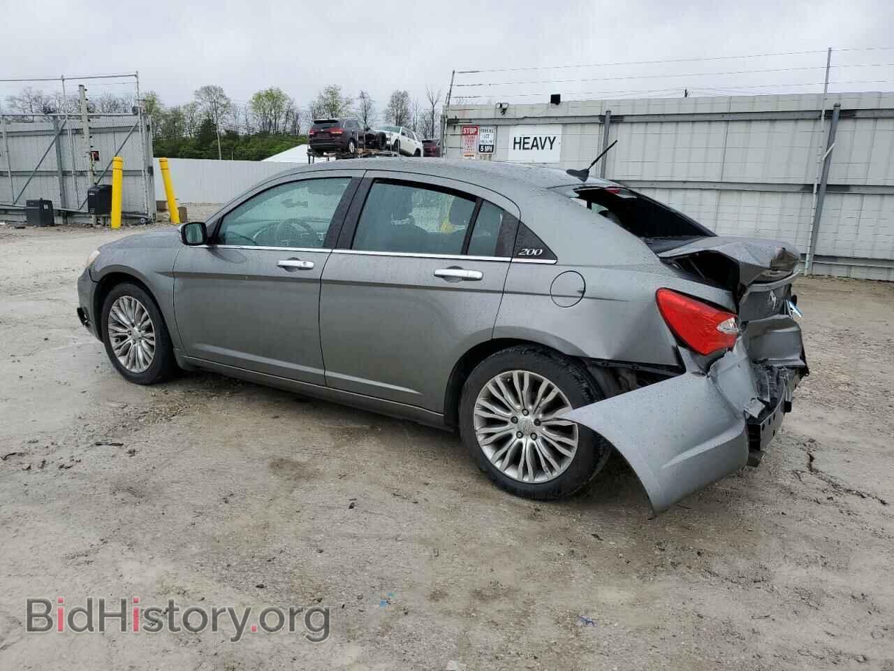 2013 CHRYSLER 200 - VIN: 1C3CCBCG8DN575548 - Фото 2