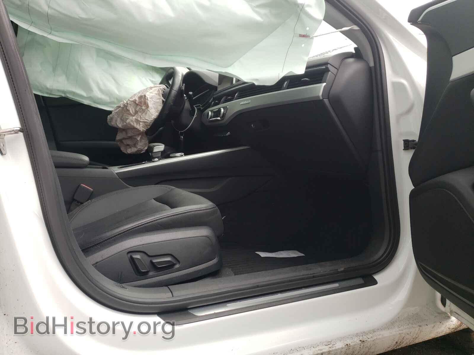 2017 AUDI A4 - VIN: WAUANAF47HN009117 - Фото 5