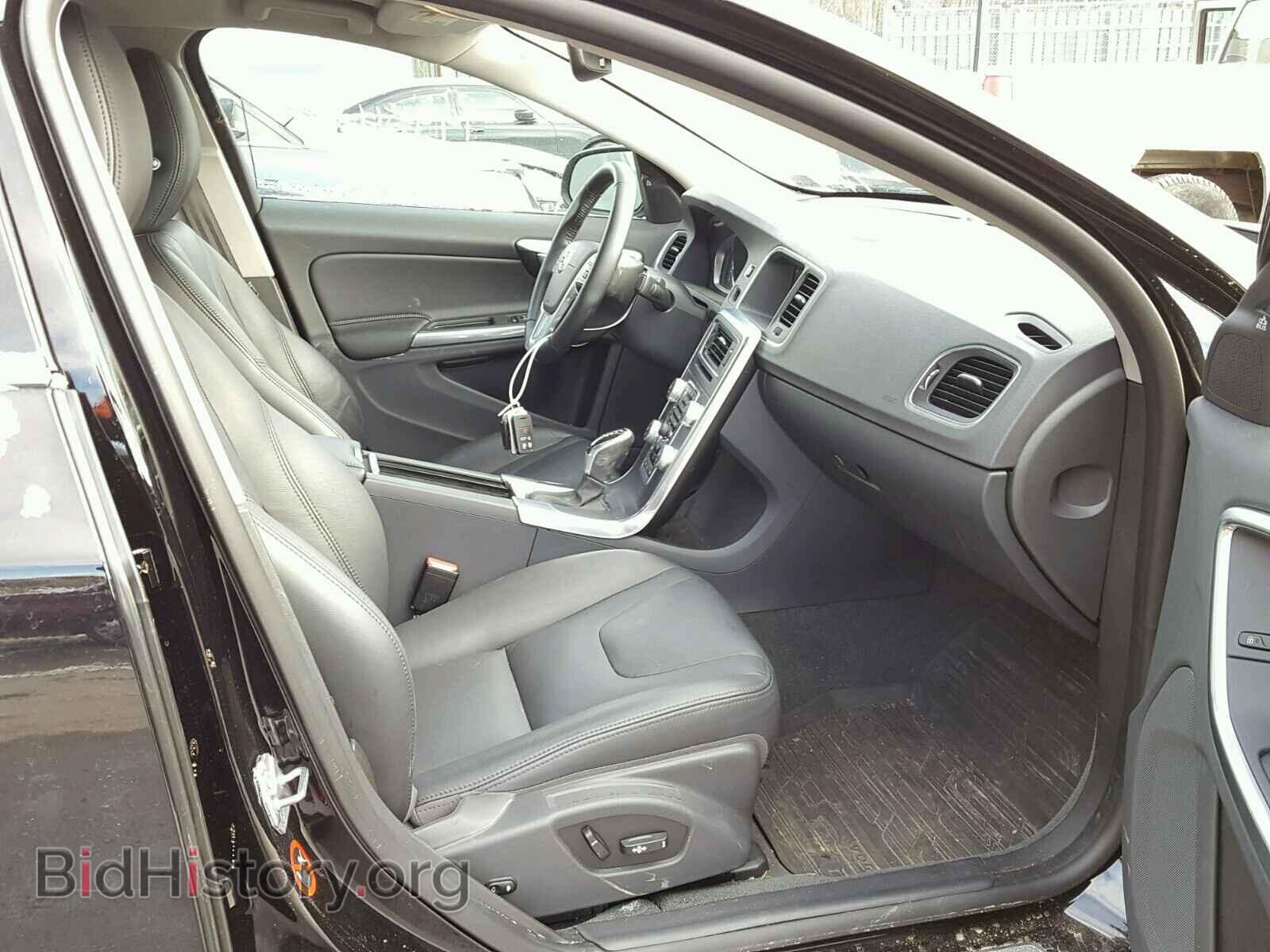 2017 VOLVO S60 - VIN: LYV402TK0HB125590 - Фото 5