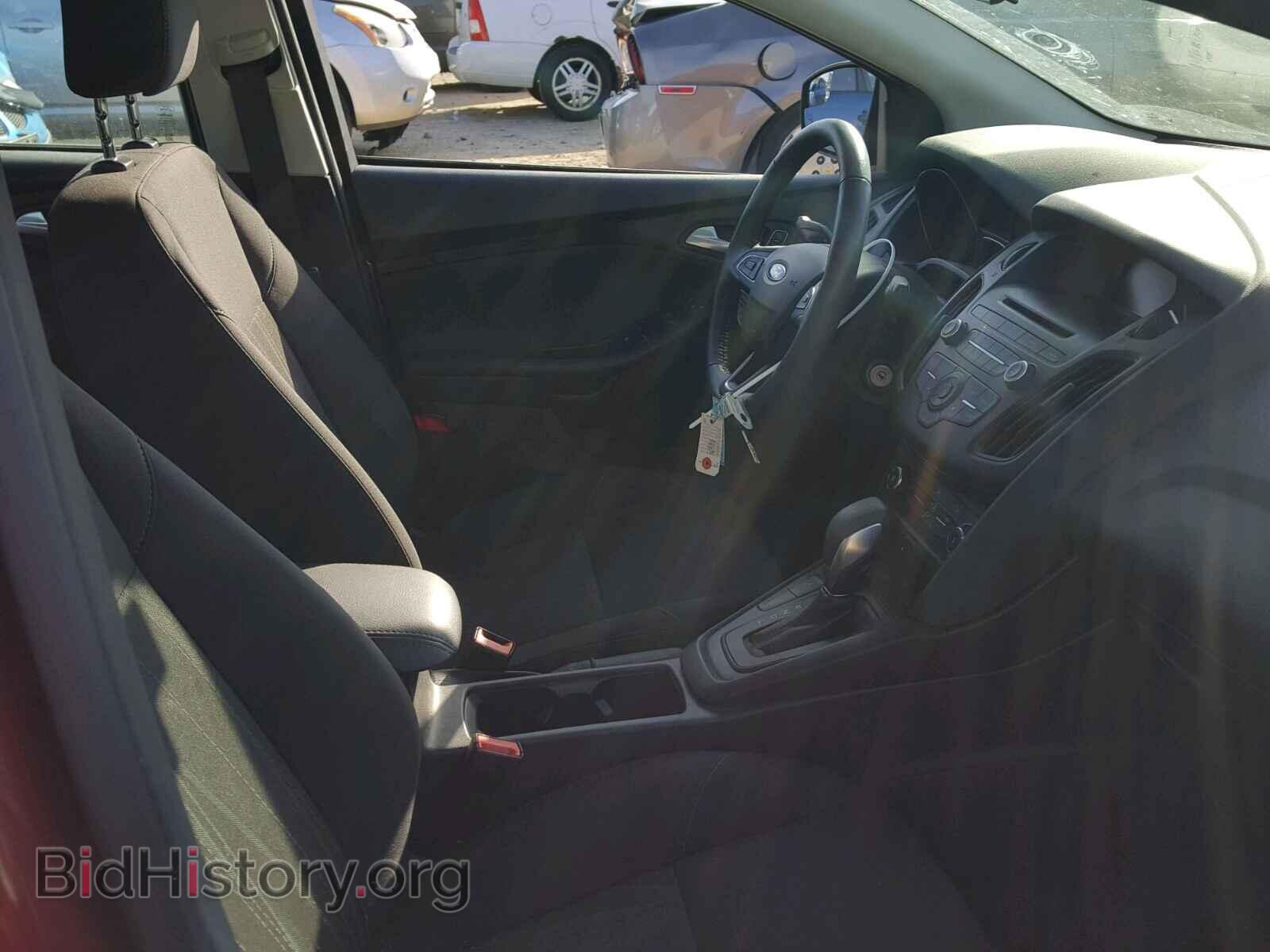 2017 FORD FOCUS - VIN: 1FADP3F25HL209063 - Photo 5