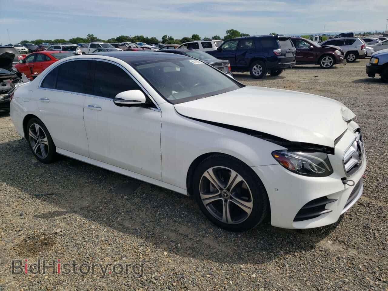 2019 MERCEDES-BENZ E-CLASS - VIN: WDDZF4JB2KA620204 - Фото 4