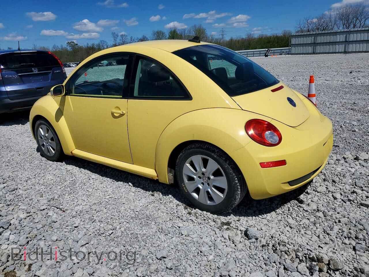 2009 VOLKSWAGEN BEETLE - VIN: 3VWPW31CX9M500052 - Photo 2