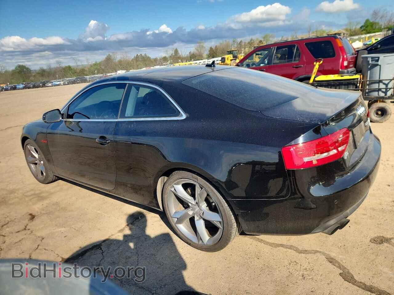 2011 AUDI A5 - VIN: WAULFAFR8BA075756 - Photo 2