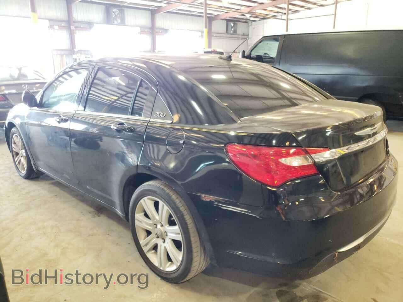 2013 CHRYSLER 200 - VIN: 1C3CCBAB6DN685828 - Фото 3