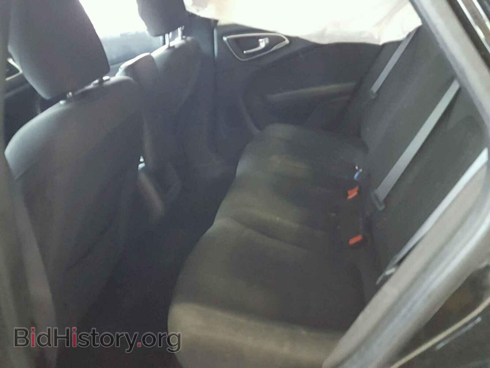 2016 CHRYSLER 200 - VIN: 1C3CCCAB2GN133334 - Фото 6
