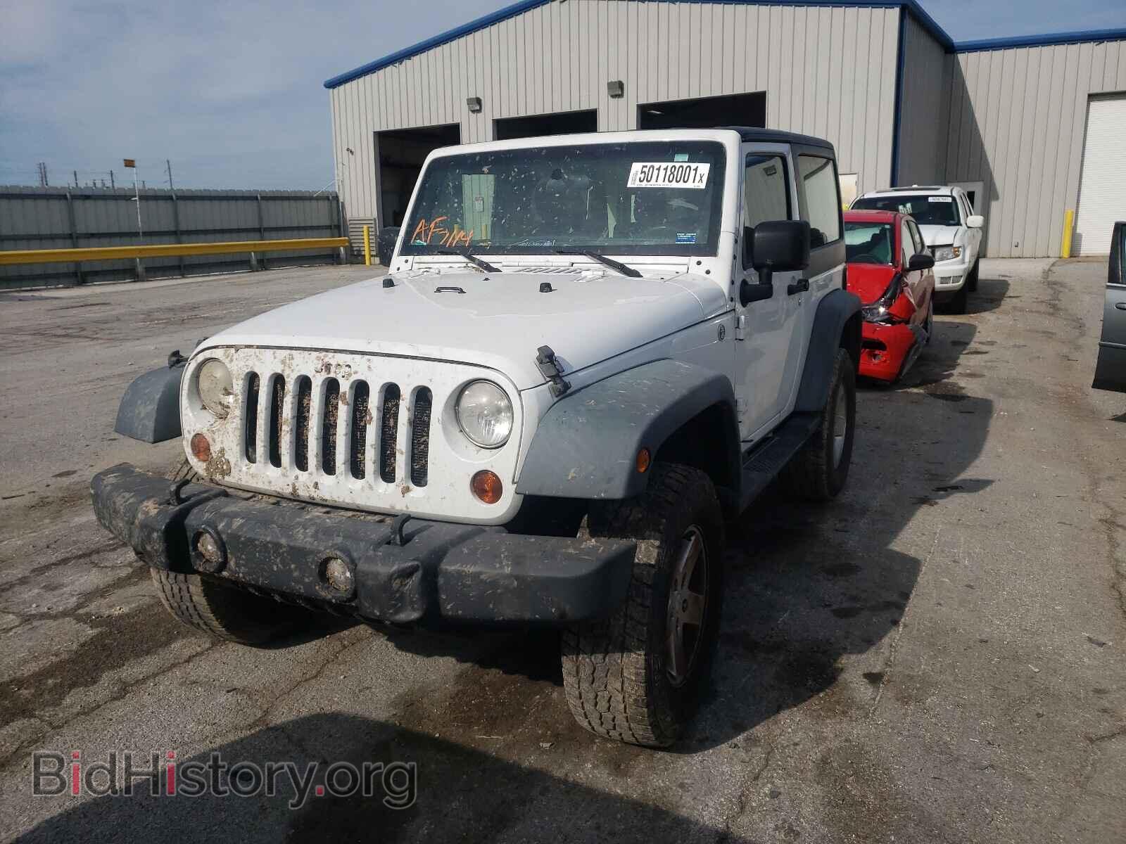 2011 JEEP WRANGLER - VIN: 1J4AA2D14BL548823 - Фото 2