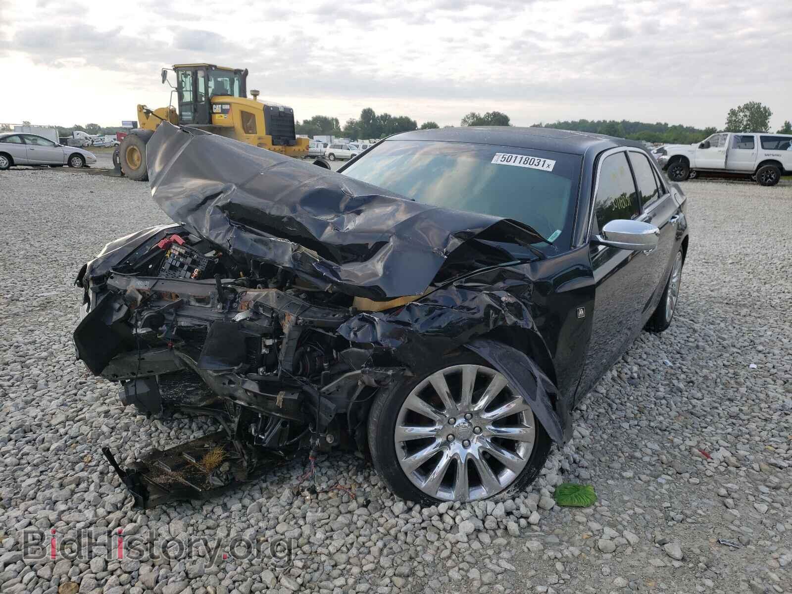 2013 CHRYSLER 300 - VIN: 2C3CCAAG7DH698392 - Фото 2