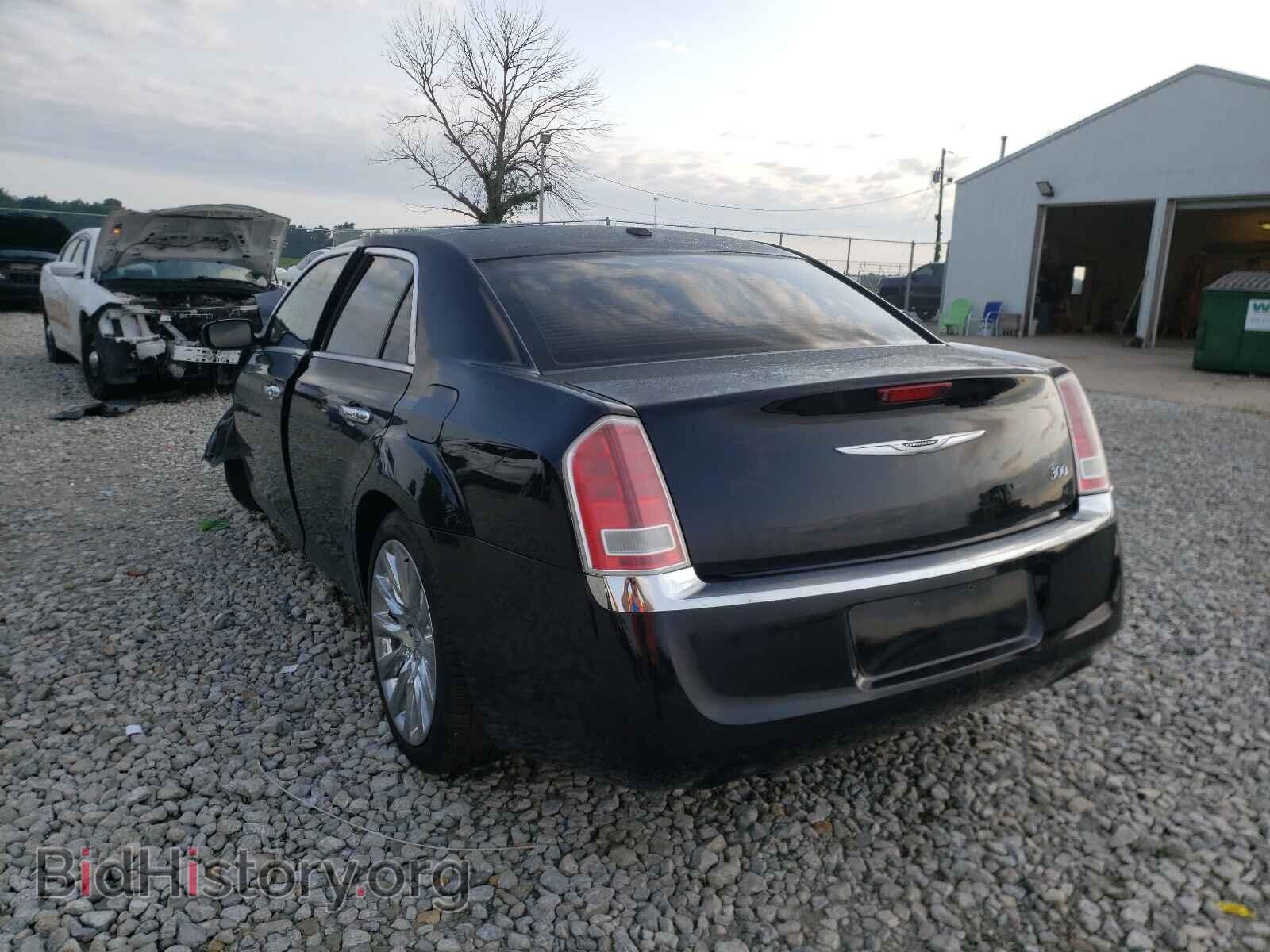 2013 CHRYSLER 300 - VIN: 2C3CCAAG7DH698392 - Фото 3