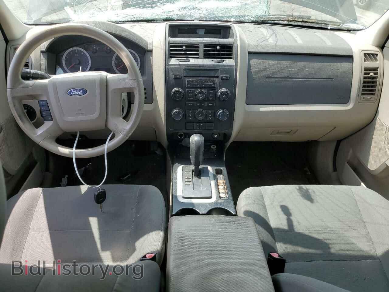 2011 FORD ESCAPE - VIN: 1FMCU0C76BKB19684 - Фото 8