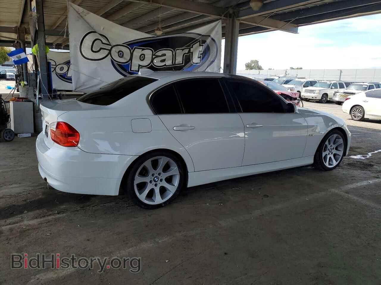 2008 BMW 3 SERIES - VIN: WBAVB73508KY64382 - Фото 3