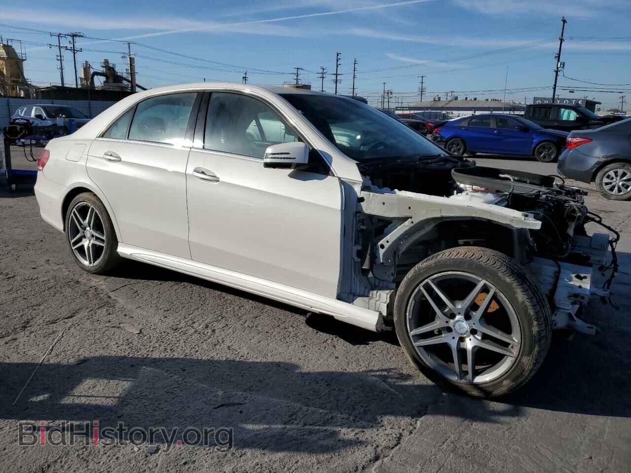 2015 MERCEDES-BENZ E-CLASS - VIN: WDDHF5KB9FB098073 - Фото 4