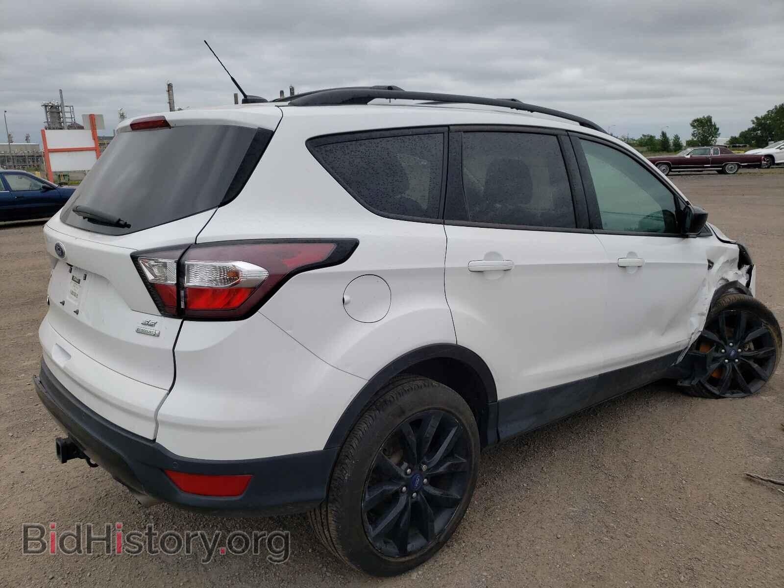 2017 FORD ESCAPE - VIN: 1FMCU0G99HUE79203 - Фото 4