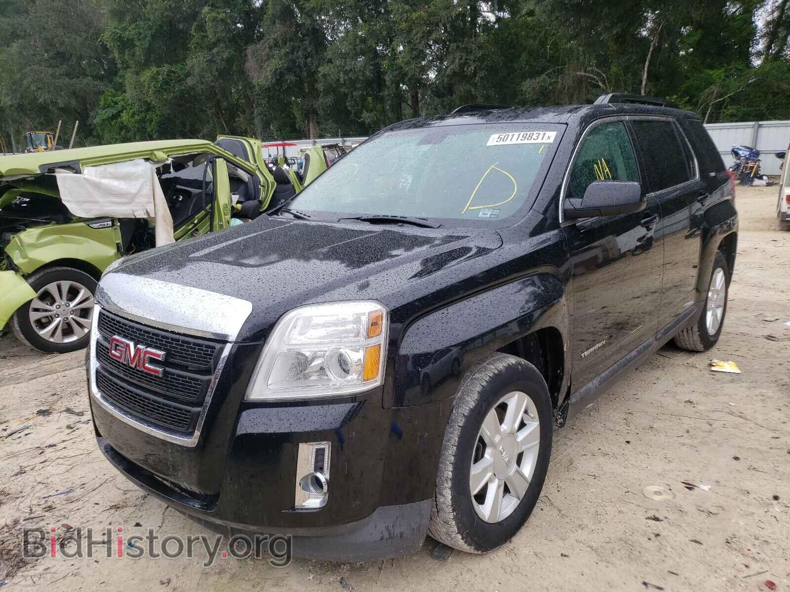 2010 GMC TERRAIN - VIN: 2CTFLEEWXA6277859 - Photo 2