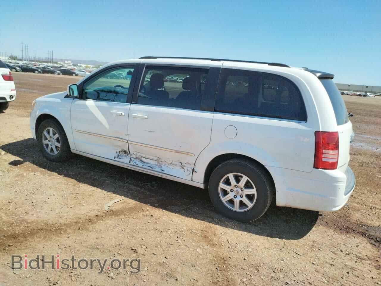 2010 CHRYSLER MINIVAN - VIN: 2A4RR5D12AR347554 - Фото 2