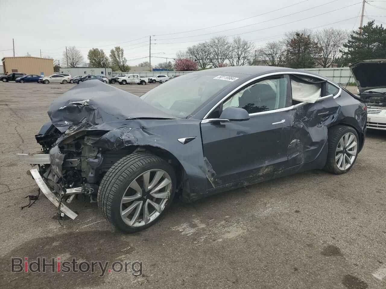 Фотография 5YJ3E1EB4KF453637 - TESLA MODEL 3 2019