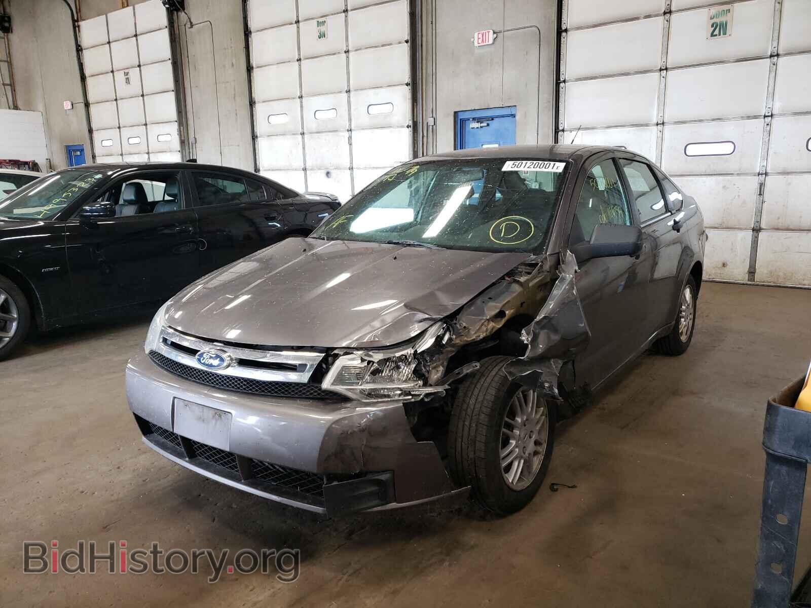2011 FORD FOCUS - VIN: 1FAHP3FN2BW197424 - Фото 2