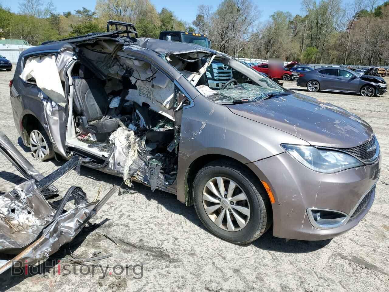 2017 CHRYSLER PACIFICA - VIN: 2C4RC1BG2HR670228 - Photo 4