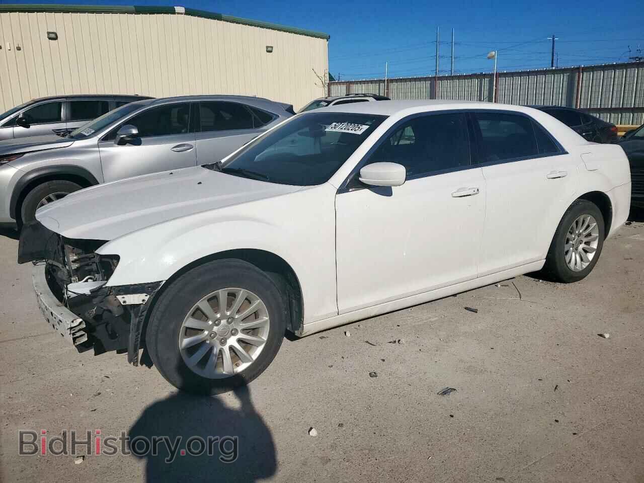 Фотография 2C3CCAAG3DH572658 - CHRYSLER 300 2013