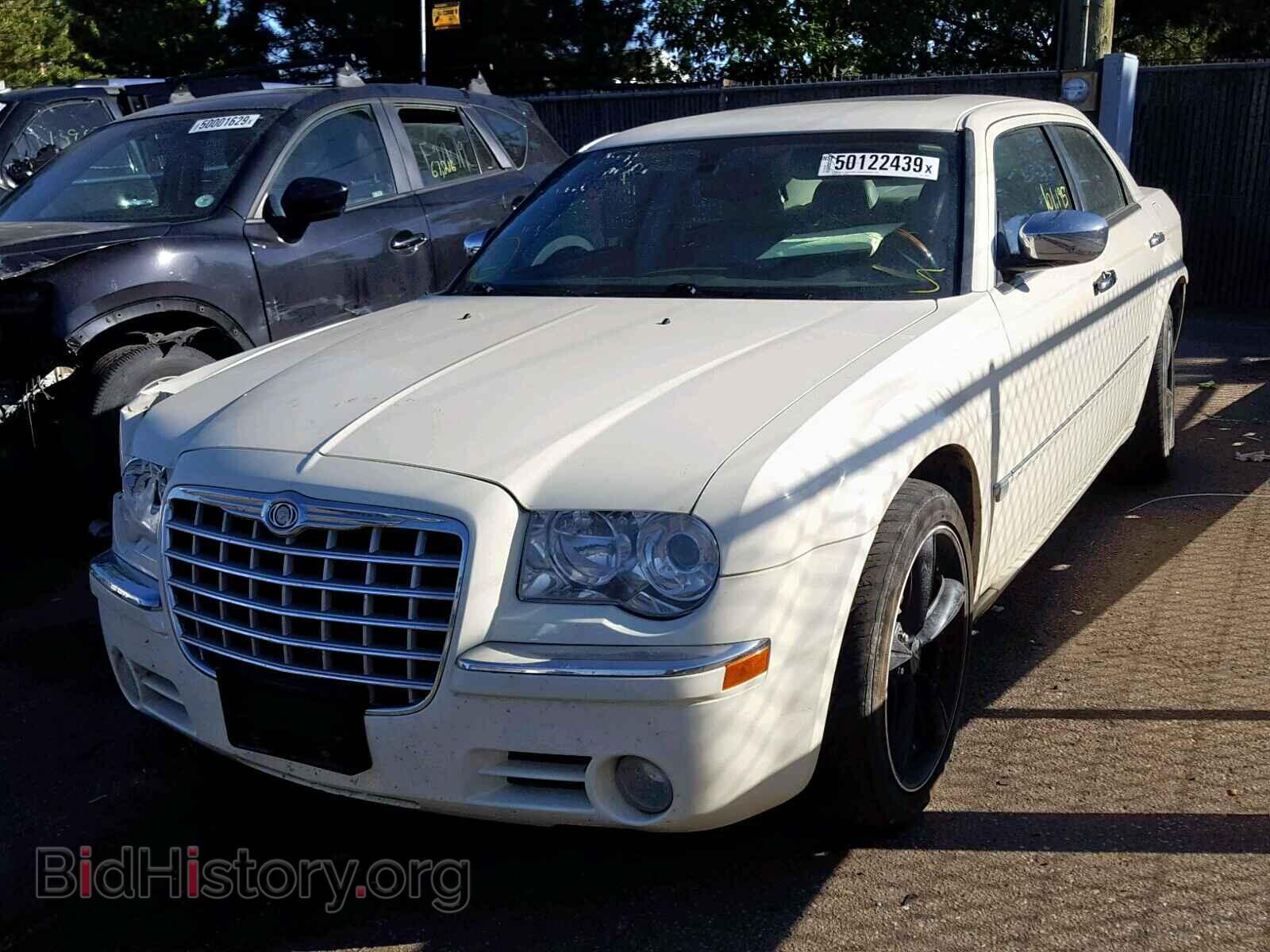 2005 CHRYSLER 300 - VIN: 2C3AK63H95H672052 - Фото 2