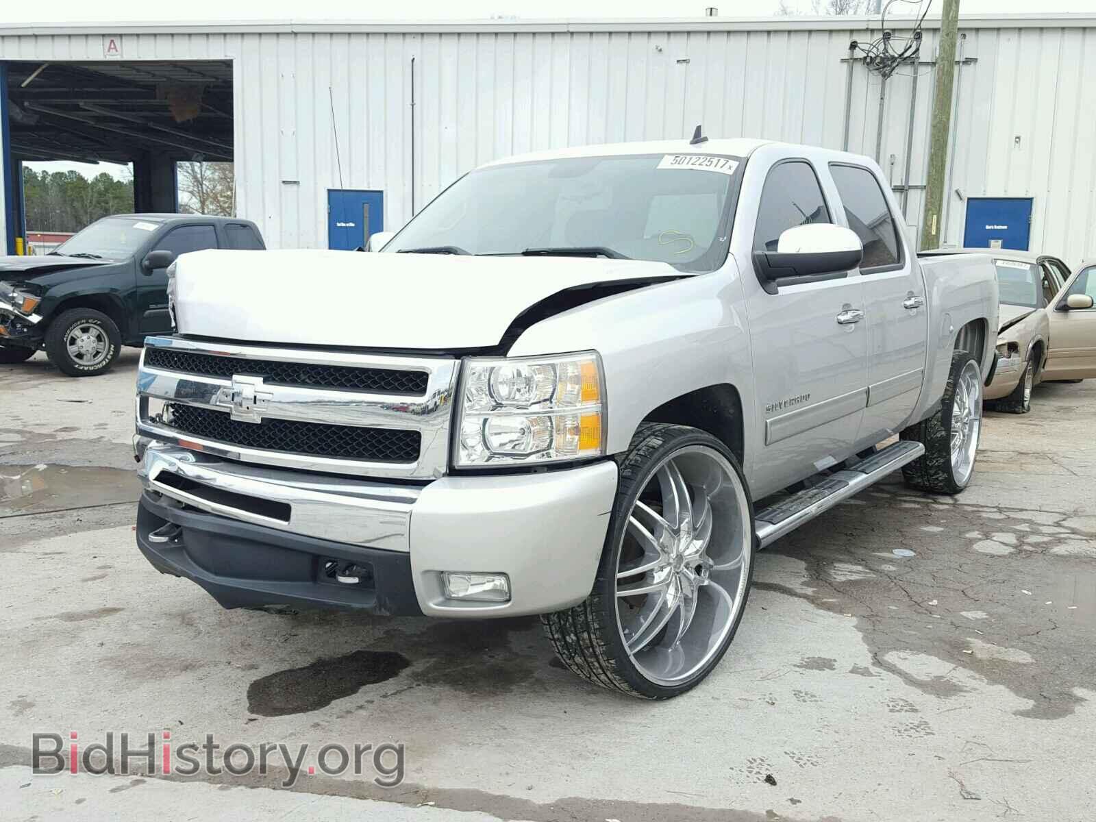 2011 CHEVROLET SILVERADO - VIN: 3GCPCSE01BG376859 - Фото 2