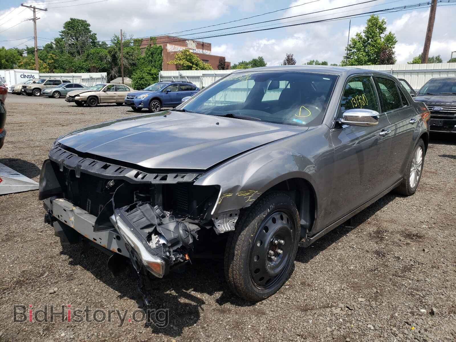 2011 CHRYSLER 300 - VIN: 2C3CK6CT3BH615502 - Фото 2