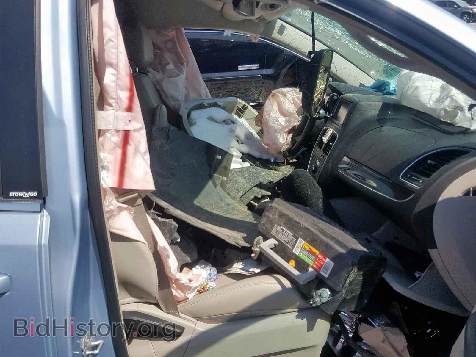 2013 CHRYSLER TOWN & COU - VIN: 2C4RC1BG4DR796603 - Фото 5