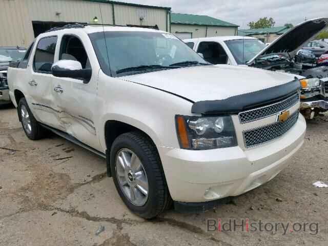Photo 3GNVKGE01AG198206 - CHEVROLET AVALANCHE 2010