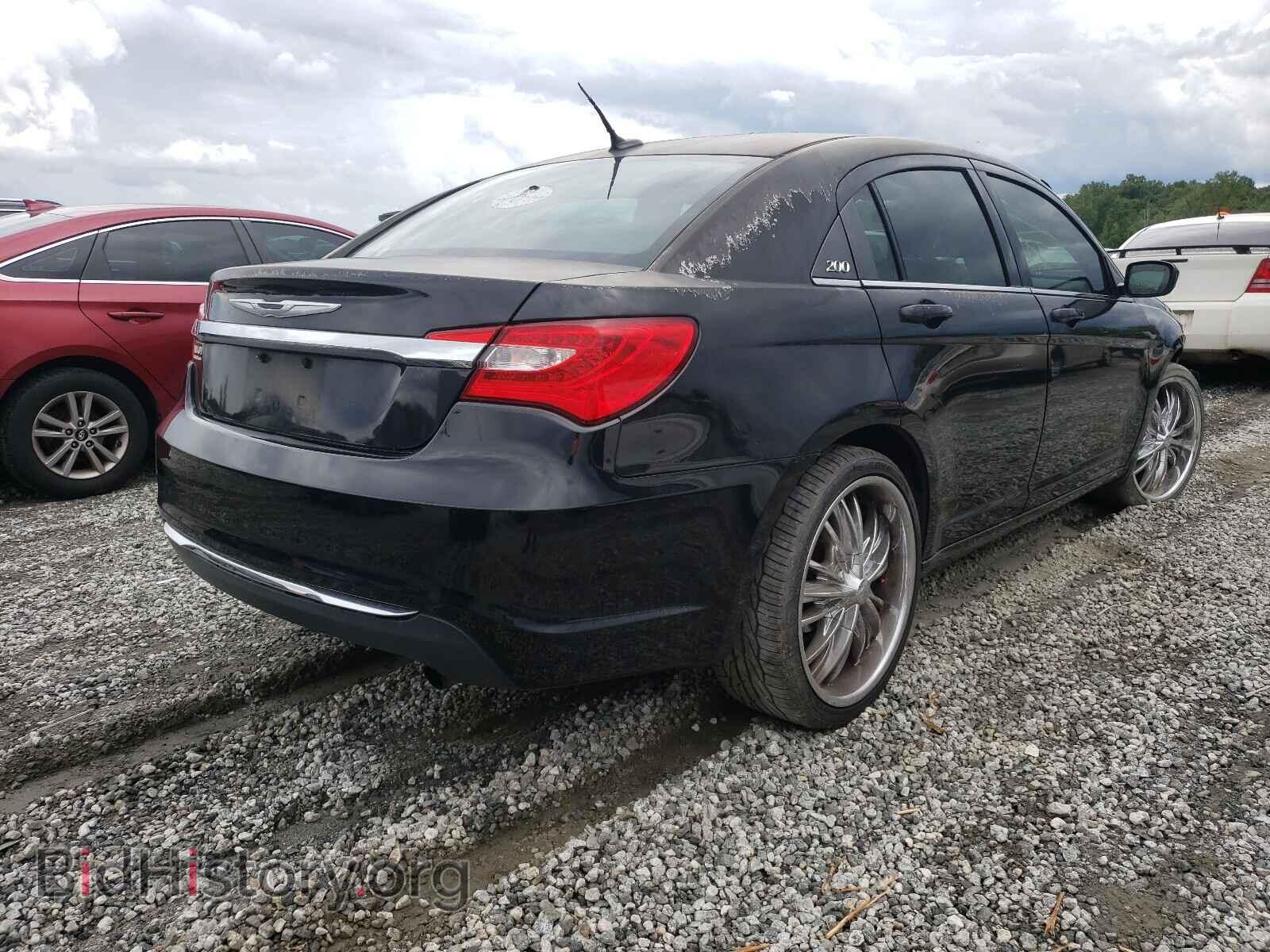 2013 CHRYSLER 200 - VIN: 1C3CCBBB4DN567422 - Фото 4