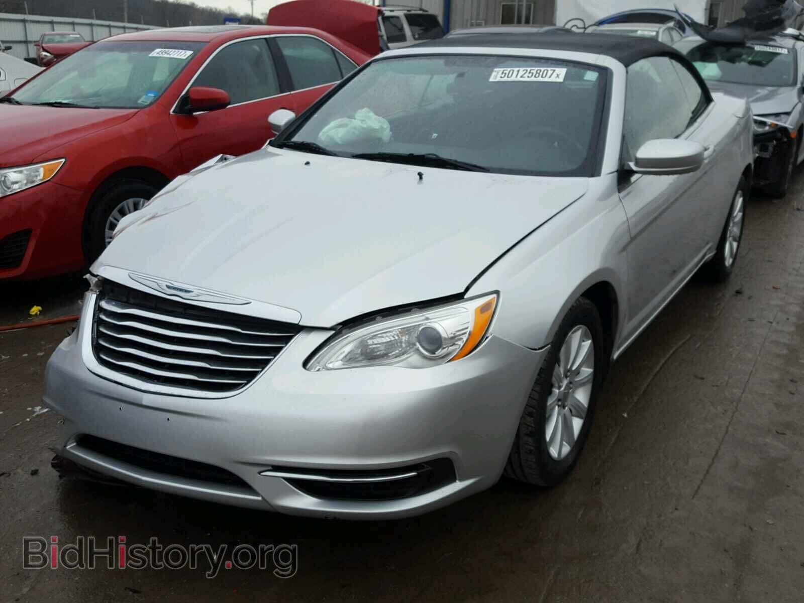 2011 CHRYSLER 200 - VIN: 1C3BC2EB2BN532544 - Фото 2