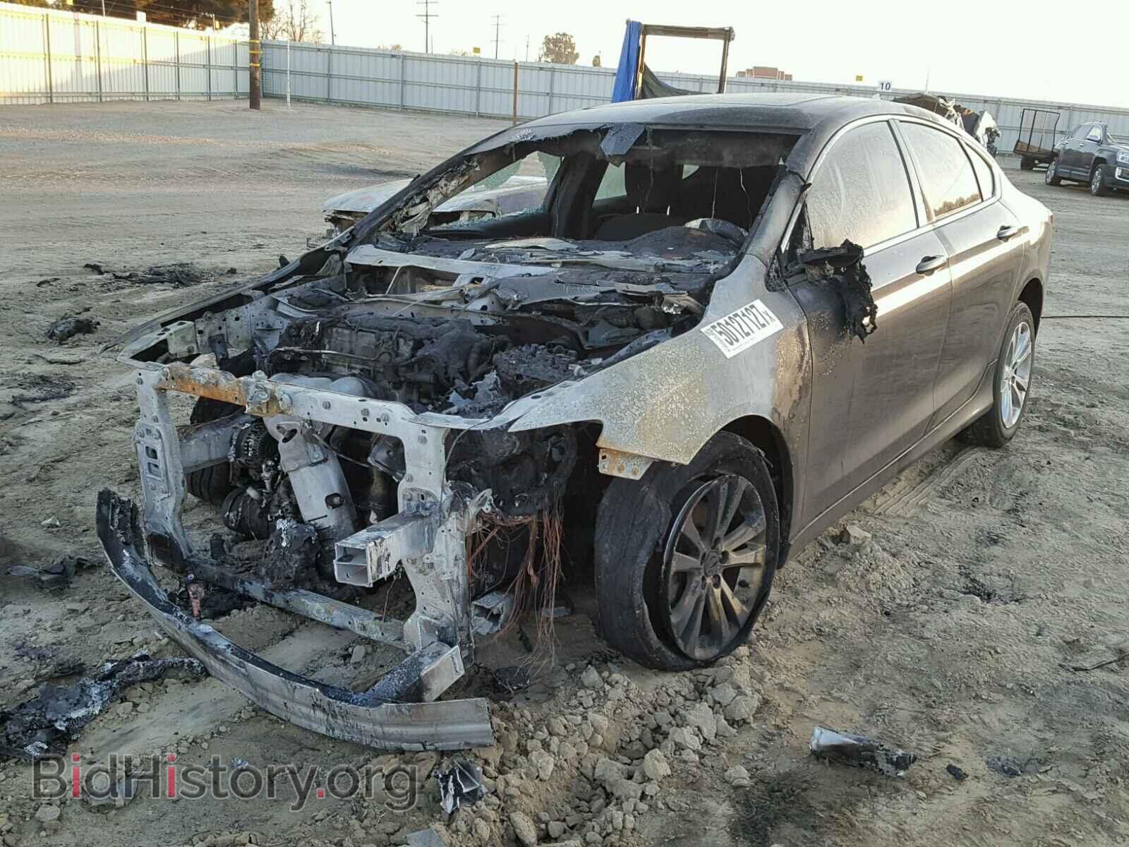2015 CHRYSLER 200 - VIN: 1C3CCCAB6FN742120 - Photo 2